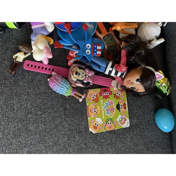 3 Pound Grab Bag Of Small Toys Behavior Incentives - Picture 7 of 7